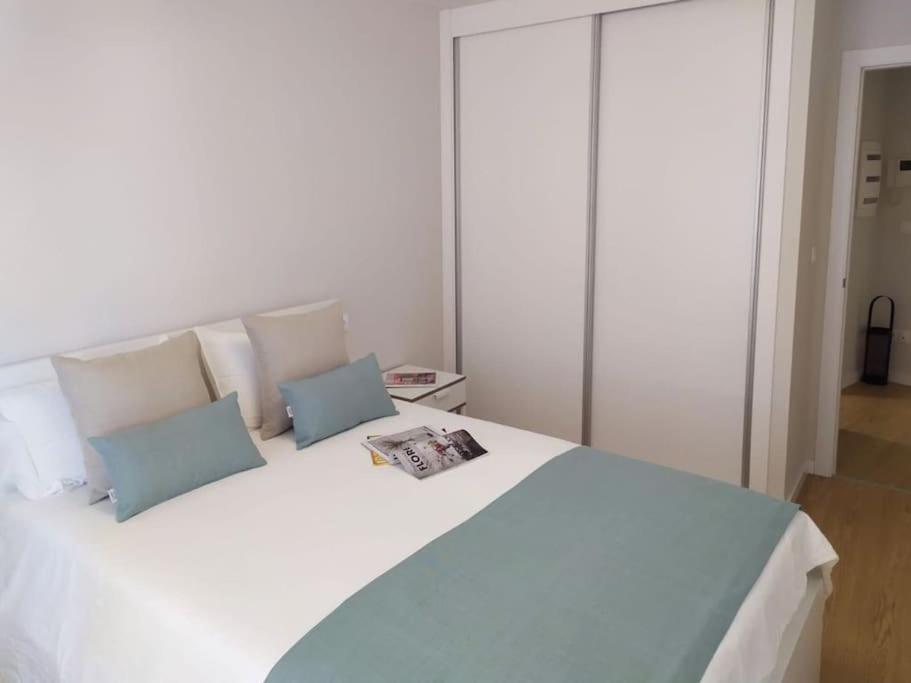 0143 Apartamento Nuevo Y Centrico Vigo Exterior photo